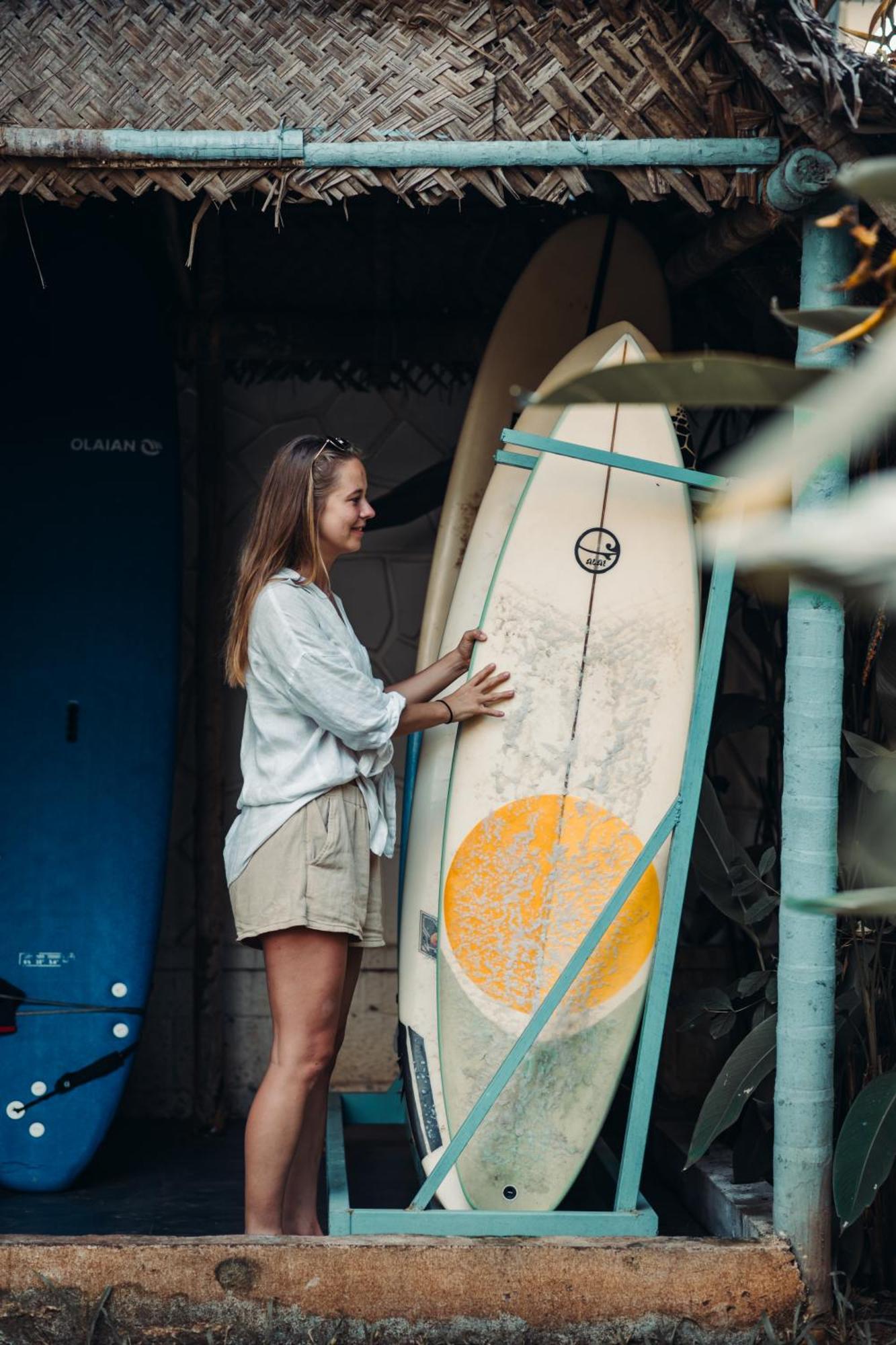 Paddlecult Surf Retreat Bed & Breakfast Varkala Exterior photo