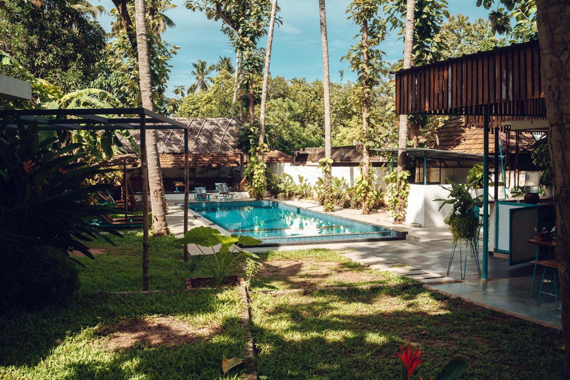 Paddlecult Surf Retreat Bed & Breakfast Varkala Exterior photo